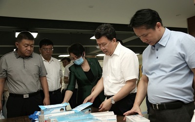 夏紅民赴畢節(jié)走訪調(diào)研服務企業(yè) 結(jié)合全國'兩會'精神助力貴州醫(yī)療器械產(chǎn)業(yè)發(fā)展